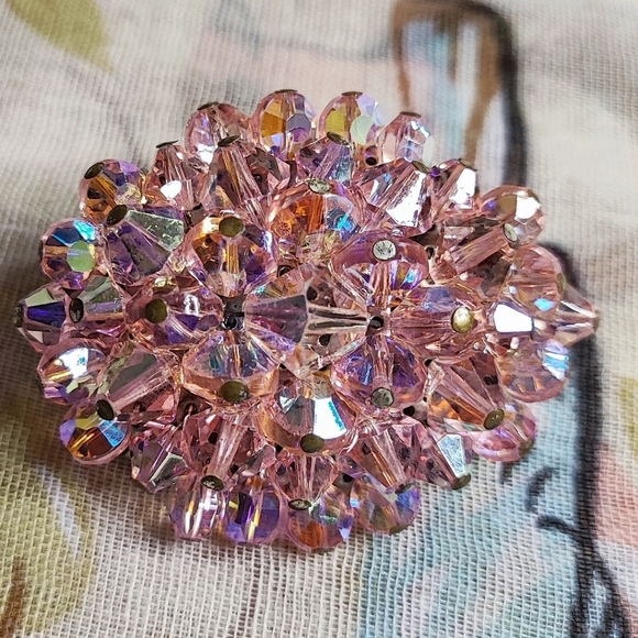 Pink Aurora Borealis Bicone Huge Oval Crystal Silver Tone Vintage Brooch Pin - Picture 6 of 11